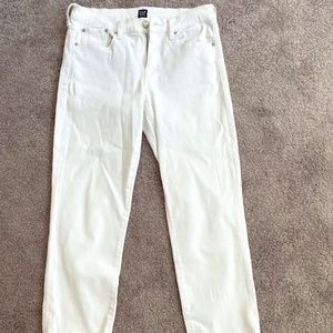 Comfy GAP Jeans - $20